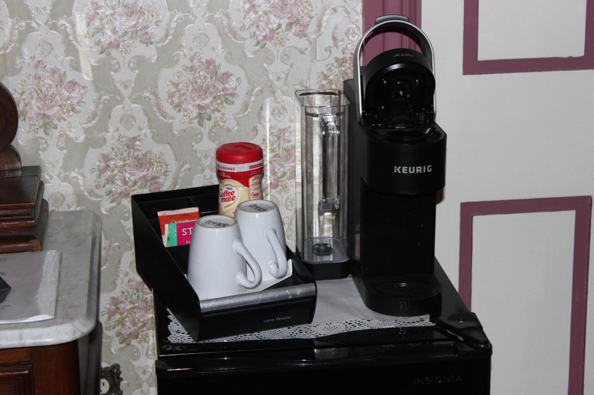 Carriage Stop Bed & Breakfast Палмира Екстериор снимка