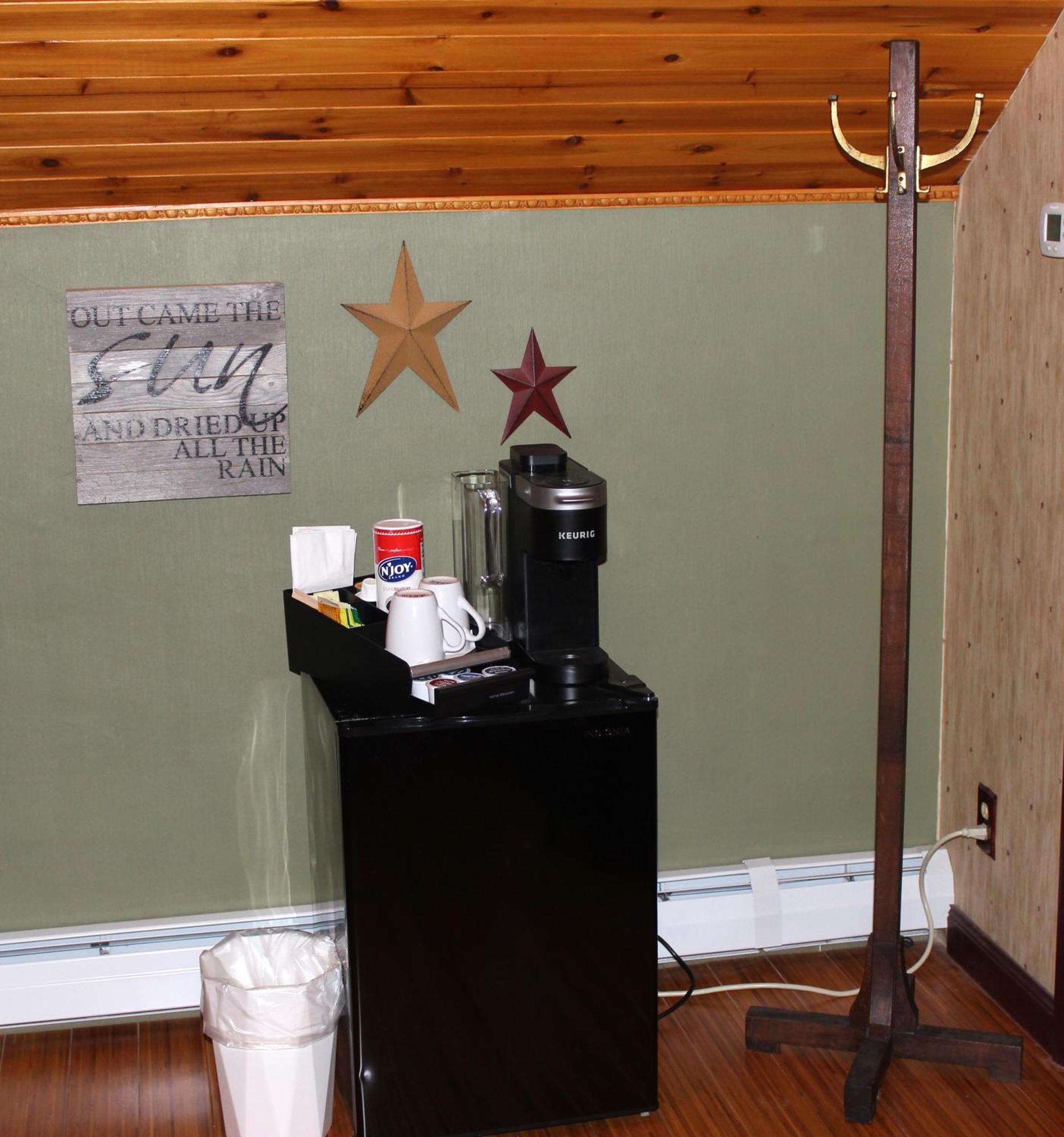 Carriage Stop Bed & Breakfast Палмира Екстериор снимка